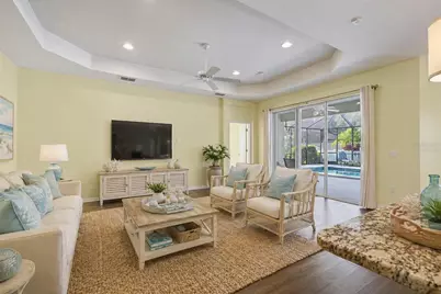 7040 White Willow Court, Sarasota, FL 34243 - Photo 7