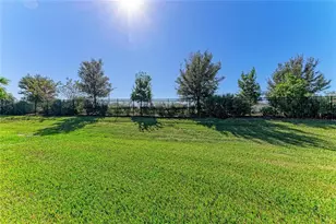 5220 Barnett Cir, Bradenton, FL 34211 - Photo 29