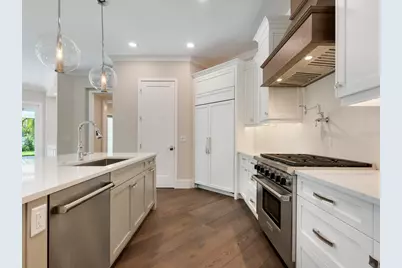 1637 Hyde Park Street, Sarasota, FL 34239 - Photo 13