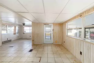 1112 49th Ave Terrace W, Bradenton, FL 34207 - Photo 3