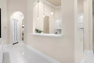 8309 Farington Ct, Bradenton, FL 34202 - Photo 17