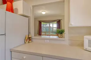 381 Bobby Jones Rd, Sarasota, FL 34232 - Photo 17