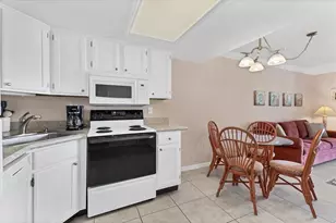 3400 6th Ave, Holmes Beach, FL 34217 - Photo 15