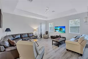 9019 Heritage Sound Dr, Bradenton, FL 34212 - Photo 5