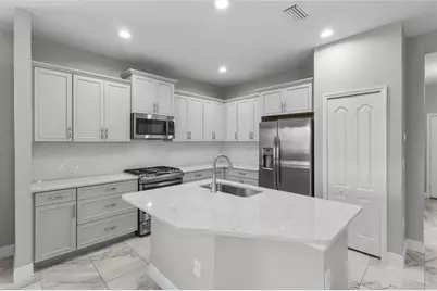 220 Sarezzo Circle, Nokomis, FL 34275 - Photo 5