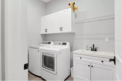 9008 Bernini Place, Sarasota, FL 34240 - Photo 23