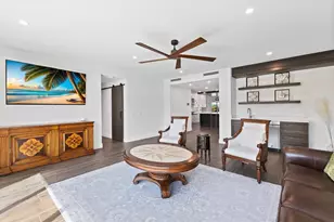 201 N Harbor Dr, Holmes Beach, FL 34217 - Photo 31