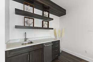 201 N Harbor Dr, Holmes Beach, FL 34217 - Photo 33