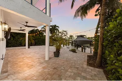 201 N Harbor Drive, Holmes Beach, FL 34217 - Photo 13