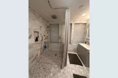 919 N Conrad Avenue, Sarasota, FL 34237 - Photo 11