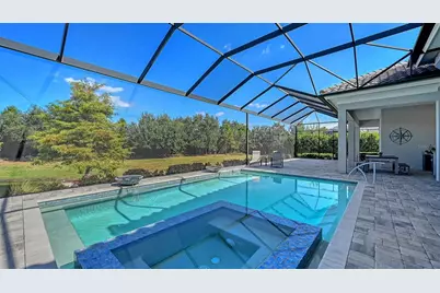 16405 Kendleshire Terrace, Lakewood Ranch, FL 34202 - Photo 7