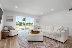 4200 Ironwood Cir, Bradenton, FL 34209 - Photo 7