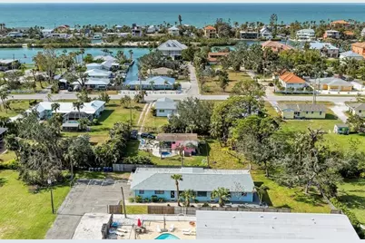 401 Shore Road, Nokomis, FL 34275 - Photo 1