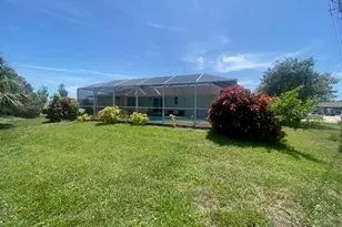 295 Annapolis Ln, Rotonda West, FL 33947 - Photo 19