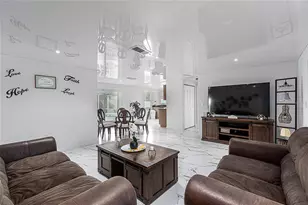 295 Annapolis Ln, Rotonda West, FL 33947 - Photo 3