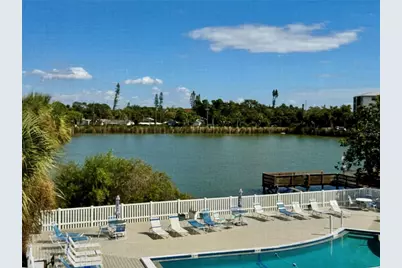 3927 Lake Bayshore Drive #F312, Bradenton, FL 34205 - Photo 19