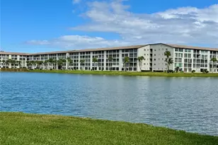 3927 Lake Bayshore Dr, Bradenton, FL 34205 - Photo 39