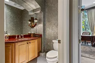 453 E Macewen Dr, Osprey, FL 34229 - Photo 17