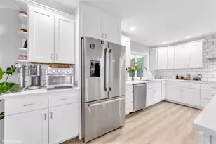 3304 Moran Rd, Tampa, FL 33618 - Photo 7