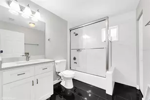 3304 Moran Rd, Tampa, FL 33618 - Photo 43