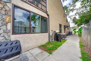 3304 Moran Rd, Tampa, FL 33618 - Photo 55