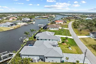 8106 Arlewood Cir, Port Charlotte, FL 33981 - Photo 3