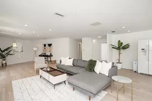 5244 Winding Way, Sarasota, FL 34242 - Photo 5