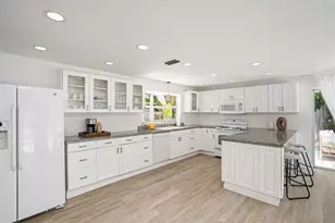 5244 Winding Way, Sarasota, FL 34242 - Photo 11