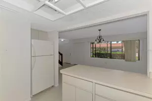 935 Sunridge Way, Sarasota, FL 34234 - Photo 17