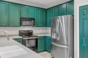 13138 Sonoma Bend Pl, Gibsonton, FL 33534 - Photo 5