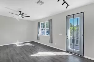 13138 Sonoma Bend Pl, Gibsonton, FL 33534 - Photo 3