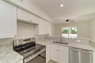 101 73rd St, Holmes Beach, FL 34217 - Photo 21