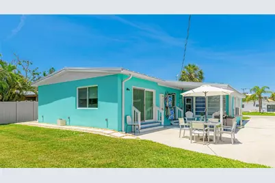 2713 Avenue C, Holmes Beach, FL 34217 - Photo 31