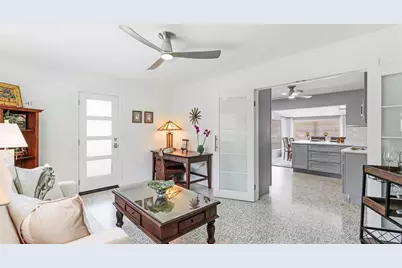 2713 Avenue C, Holmes Beach, FL 34217 - Photo 13