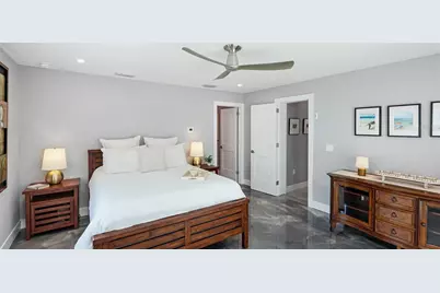 2713 Avenue C, Holmes Beach, FL 34217 - Photo 13