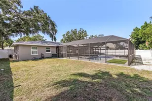 2907 Marshall Dr, Sarasota, FL 34239 - Photo 23