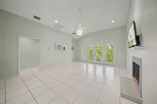 569 Juan Anasco Dr, Longboat Key, FL 34228 - Photo 25