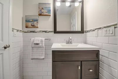 318 Nassau Street N, Venice, FL 34285 - Photo 33