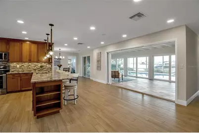 318 Nassau Street N, Venice, FL 34285 - Photo 9