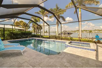318 Nassau Street N, Venice, FL 34285 - Photo 3