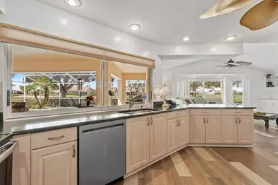 6423 Drewrys Bluff, Bradenton, FL 34203 - Photo 25