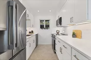 3810 Gulf of Mexico Dr, Longboat Key, FL 34228 - Photo 7