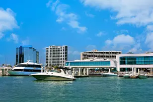 527 Freeling Dr, Sarasota, FL 34242 - Photo 9