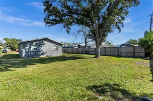 2701 13th St W, Palmetto, FL 34221 - Photo 5