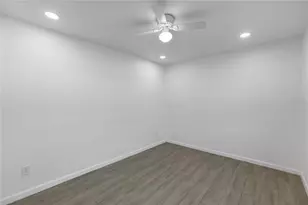 2701 13th St W, Palmetto, FL 34221 - Photo 13