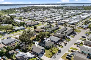 2701 13th St W, Palmetto, FL 34221 - Photo 27