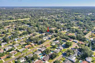 3331 Woodmont Dr, Sarasota, FL 34232 - Photo 5