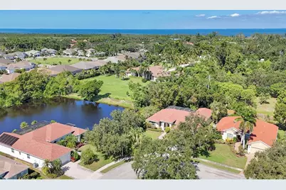 9238 13th Avenue Cir NW, Bradenton, FL 34209 - Photo 5