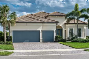 7760 Grande Shores Dr, Sarasota, FL 34240 - Photo 3