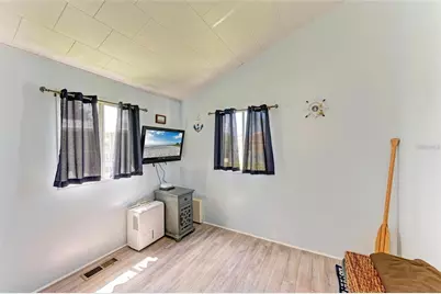 4921 Pebble Beach Avenue, Sarasota, FL 34234 - Photo 17